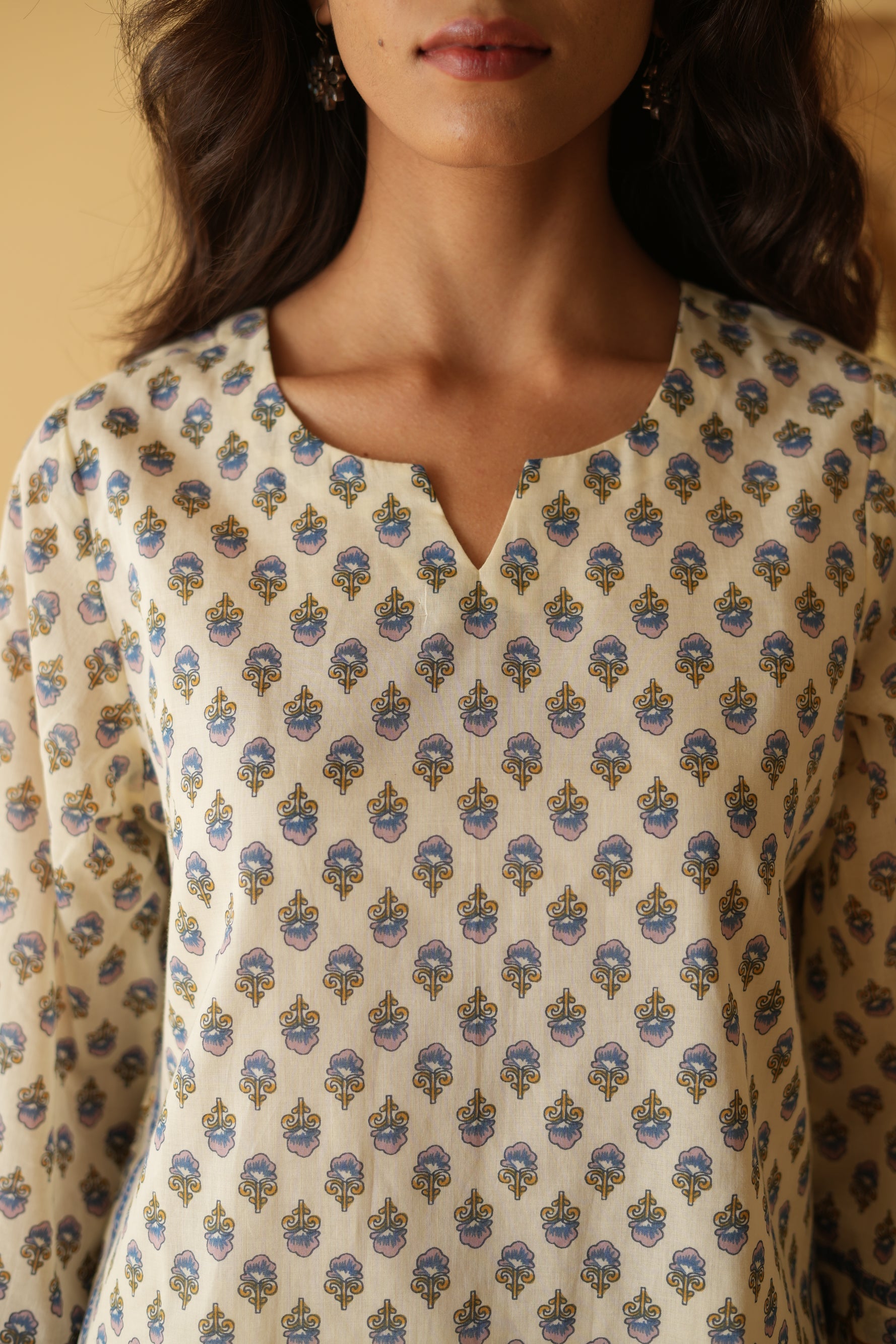 BLUE & OFF WHITE VANYA KURTA WITH FARSI SALWAR SET OF 3