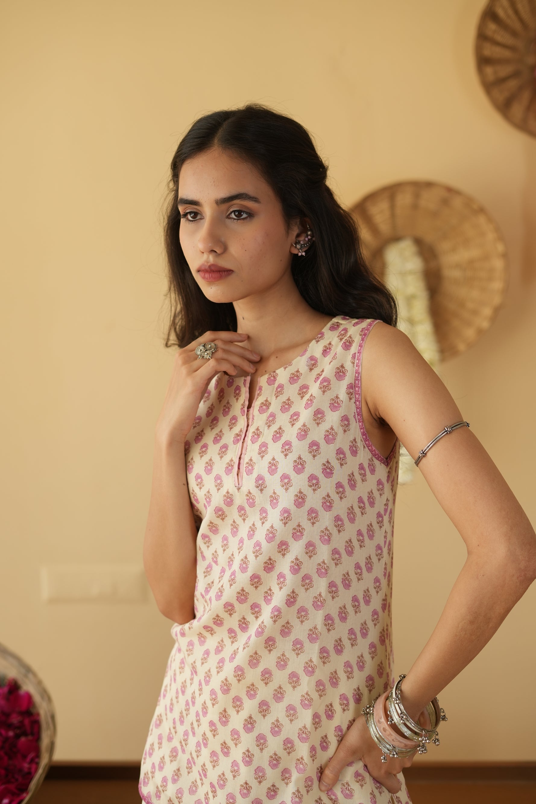 PINK AND OFF WHITE ALINA KURTA WITH FARSI SALWAR SET OF 3