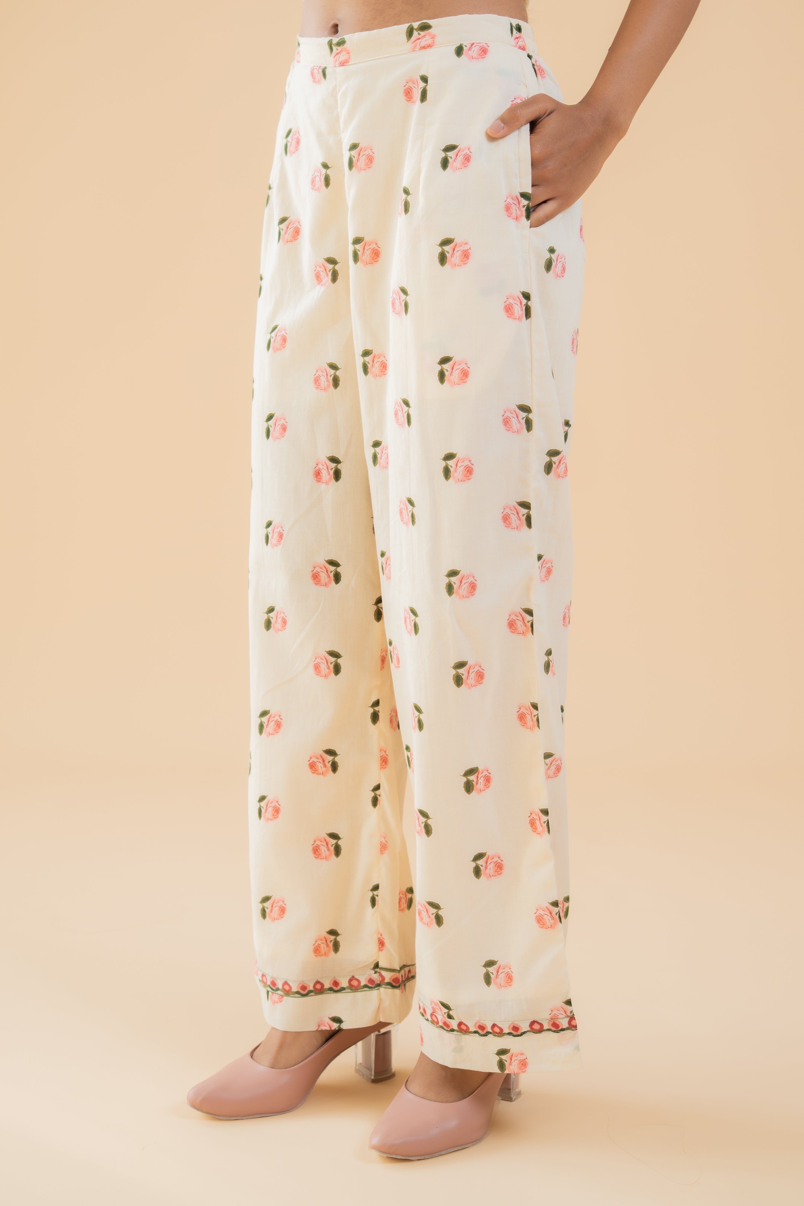 OFF WHITE GULAB HALTER NECK KURTA SET OF 2