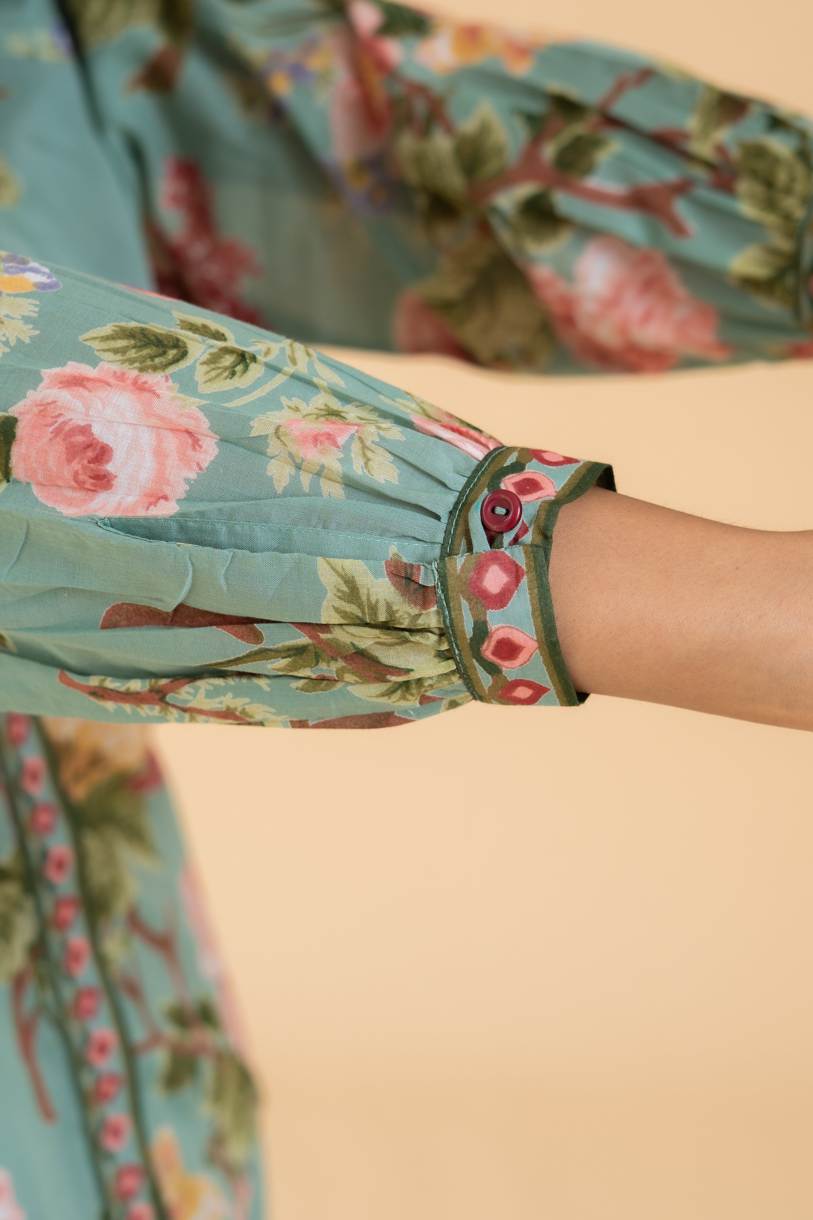 SAGE GREEN ANURA SHIRT