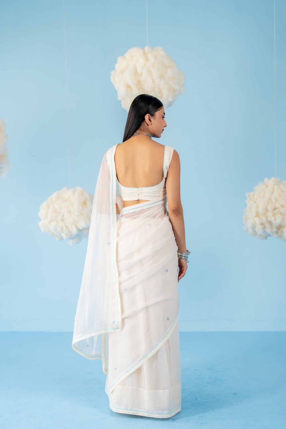 OFF-WHITE COCONUT SAREE WITH UN-STITCHED BLOUSE