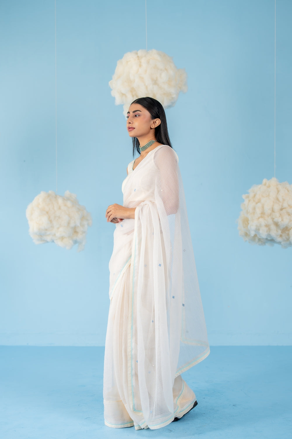 OFF-WHITE COCONUT SAREE WITH UN-STITCHED BLOUSE