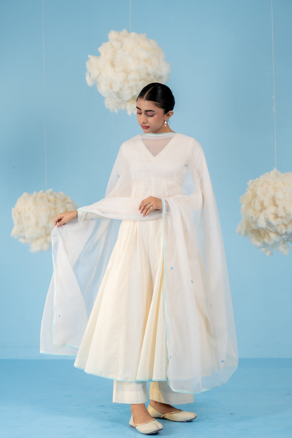 OFF-WHITE ALMOMD MILK ANARKALI SET OF 3