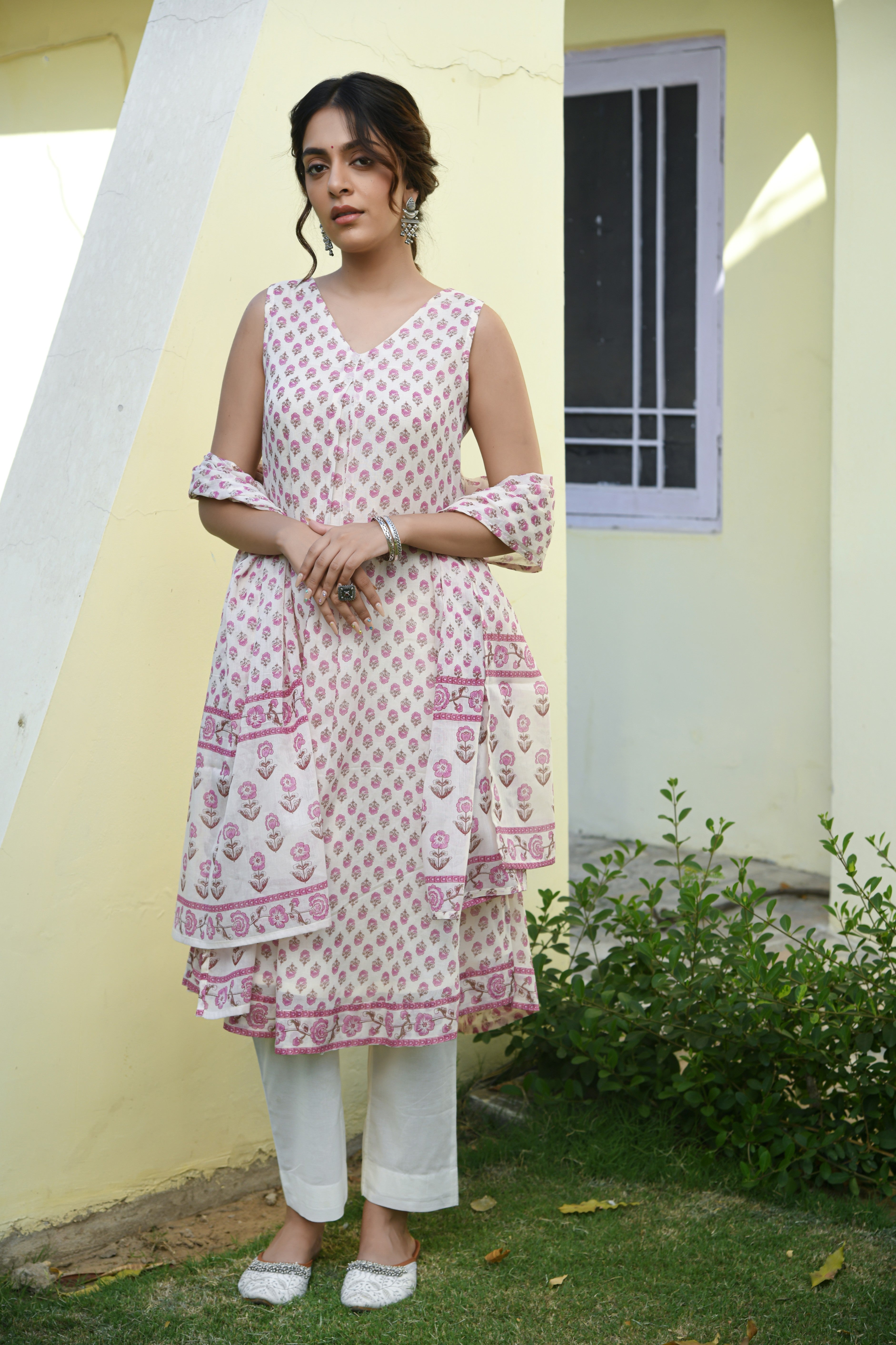 KOEL KURTA SET OF 3