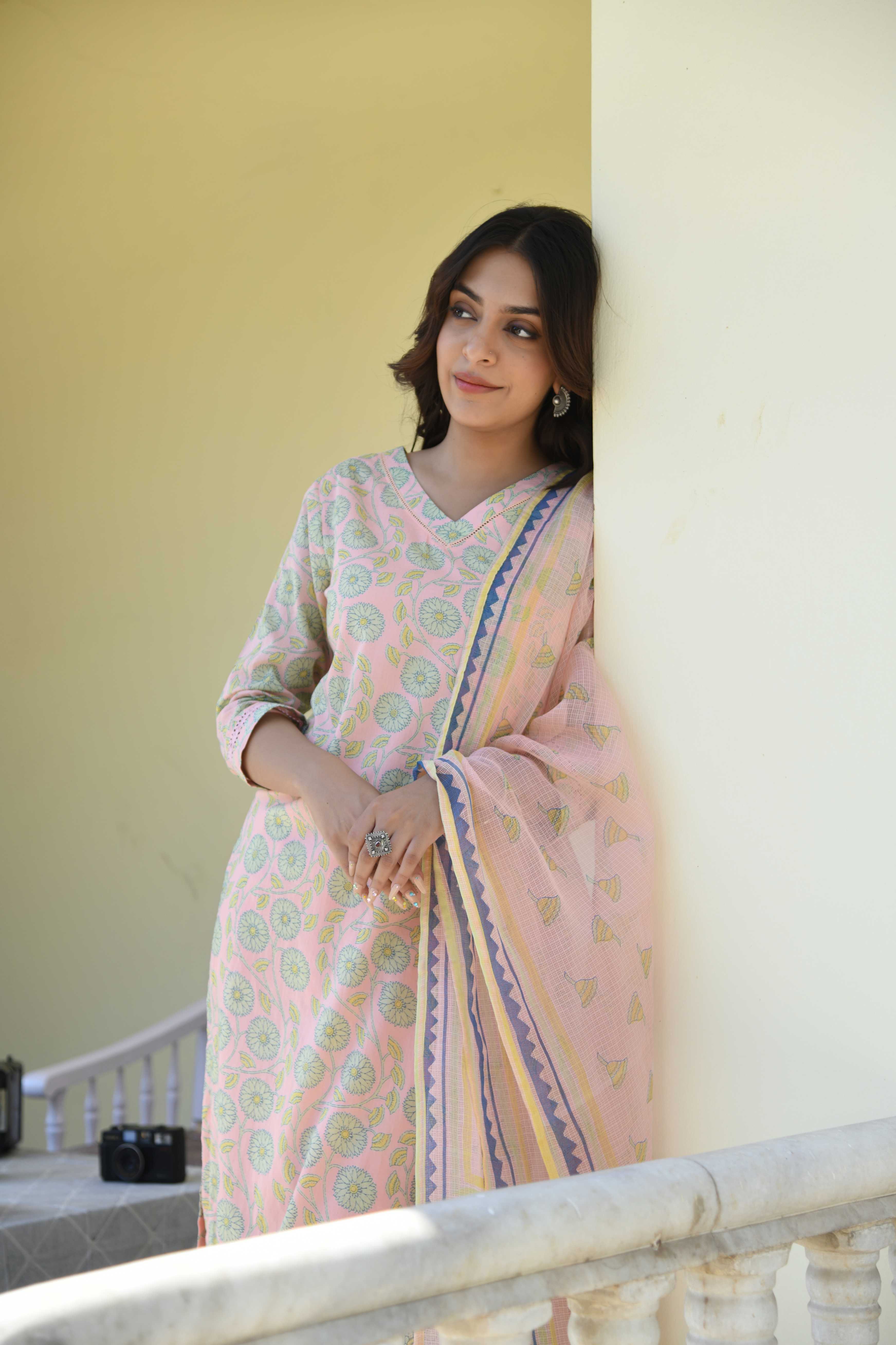 PRAJAKTA KURTA PANT SET OF 3