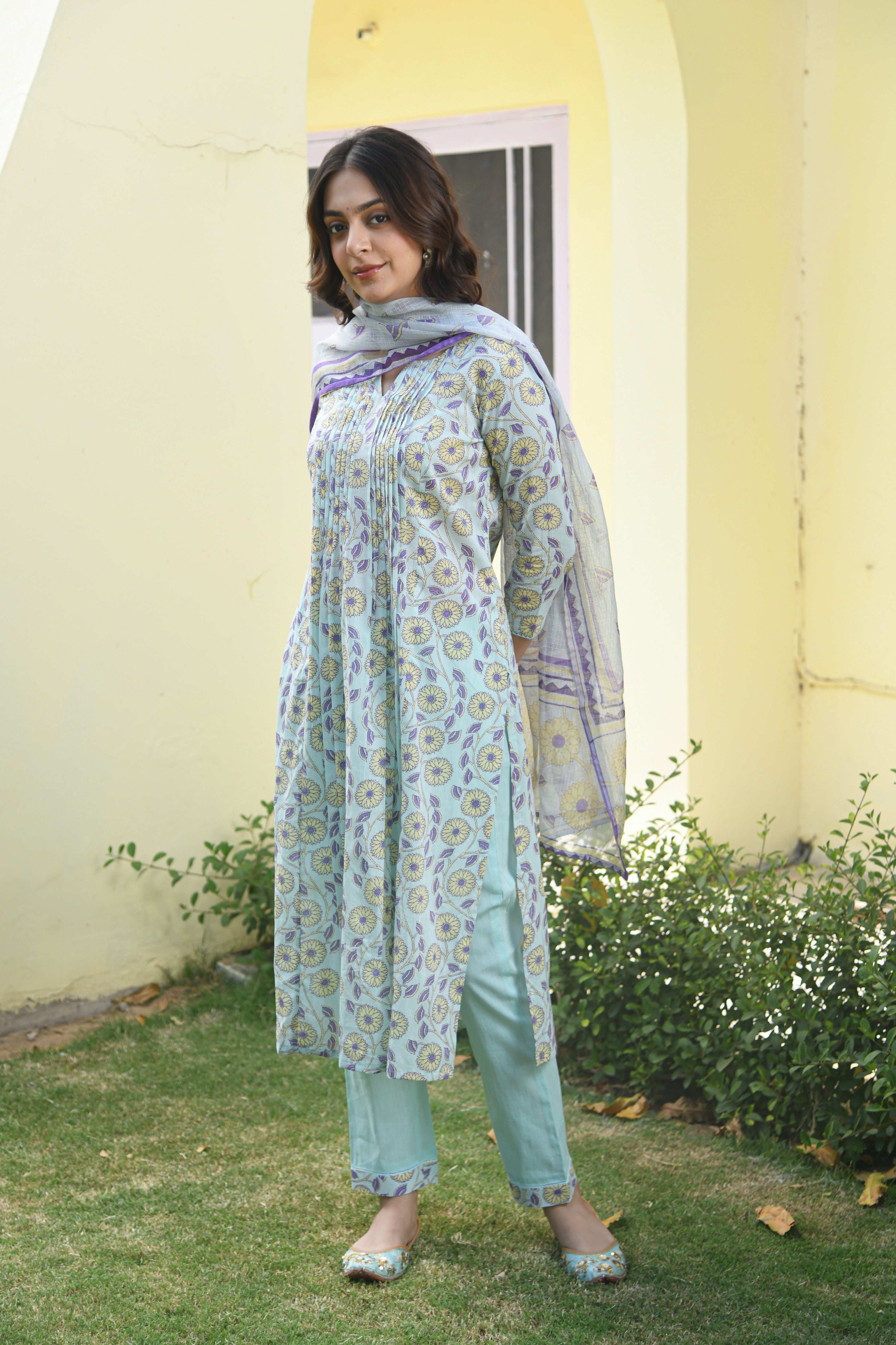 MANDARA KURTA PANT SET OF 3