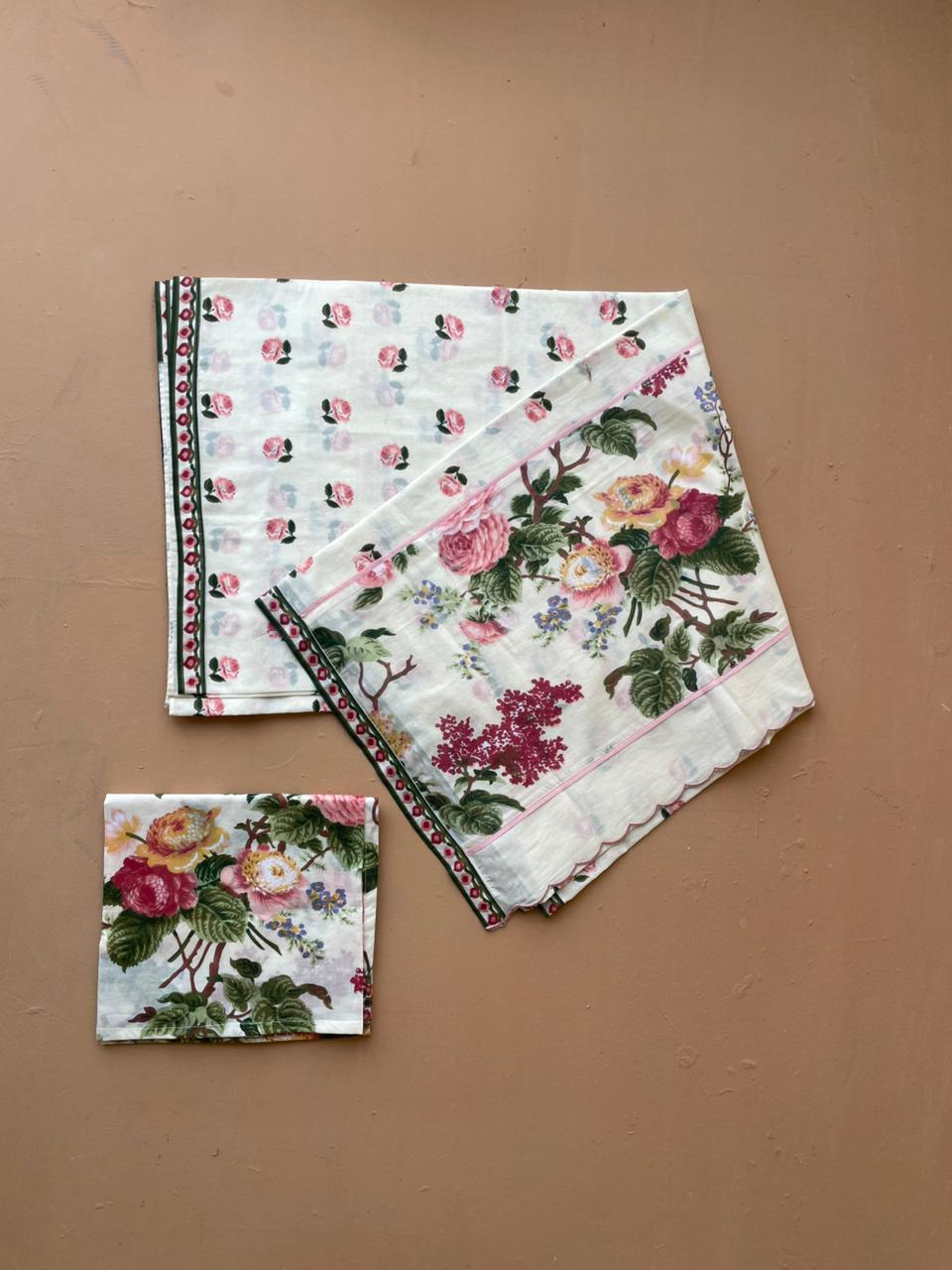 OFF WHITE GULABIYA SAREE WITH UNSTITCHED BLOUSE PCS