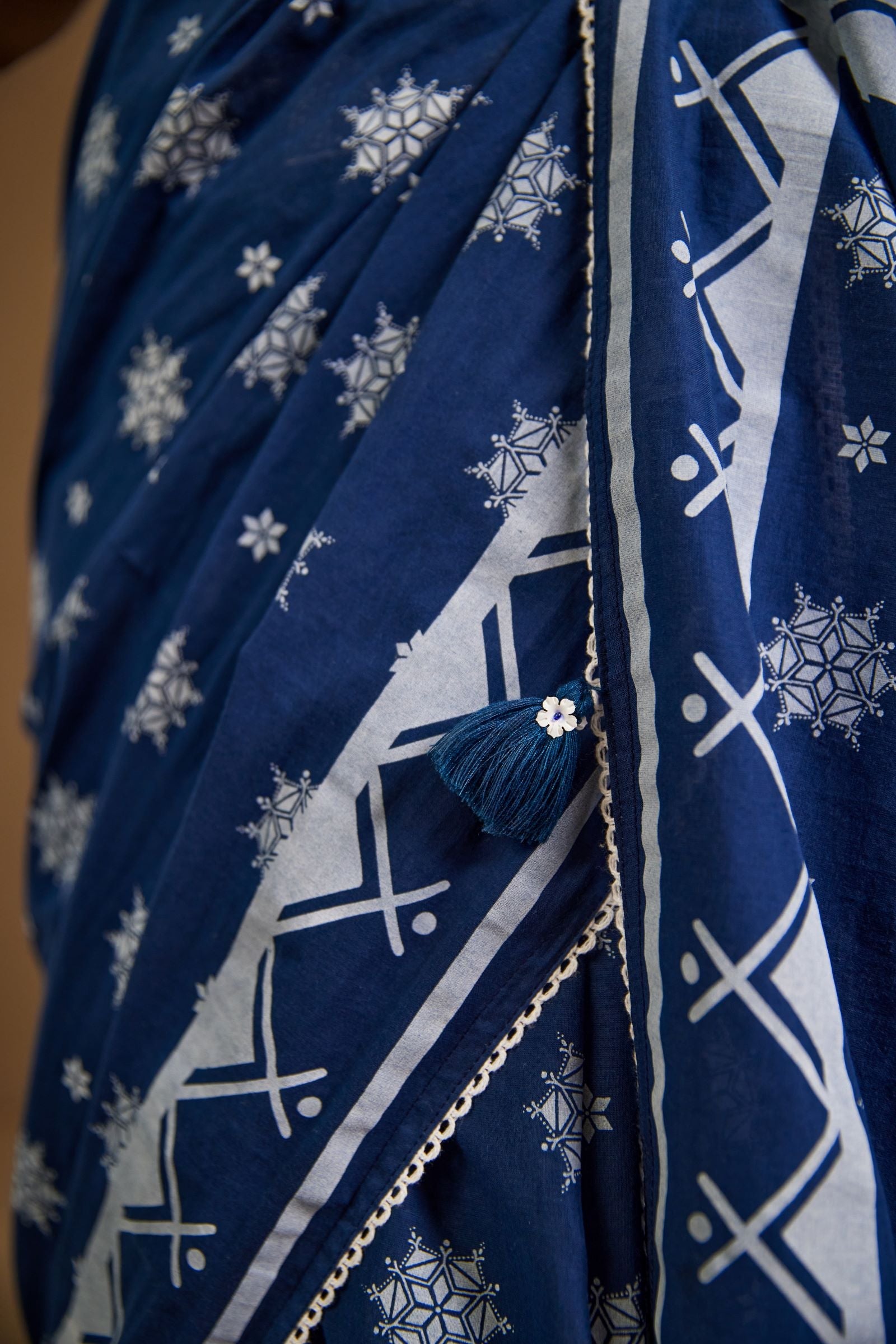 Saundh Blue Cotton Printed Saree (RTS)