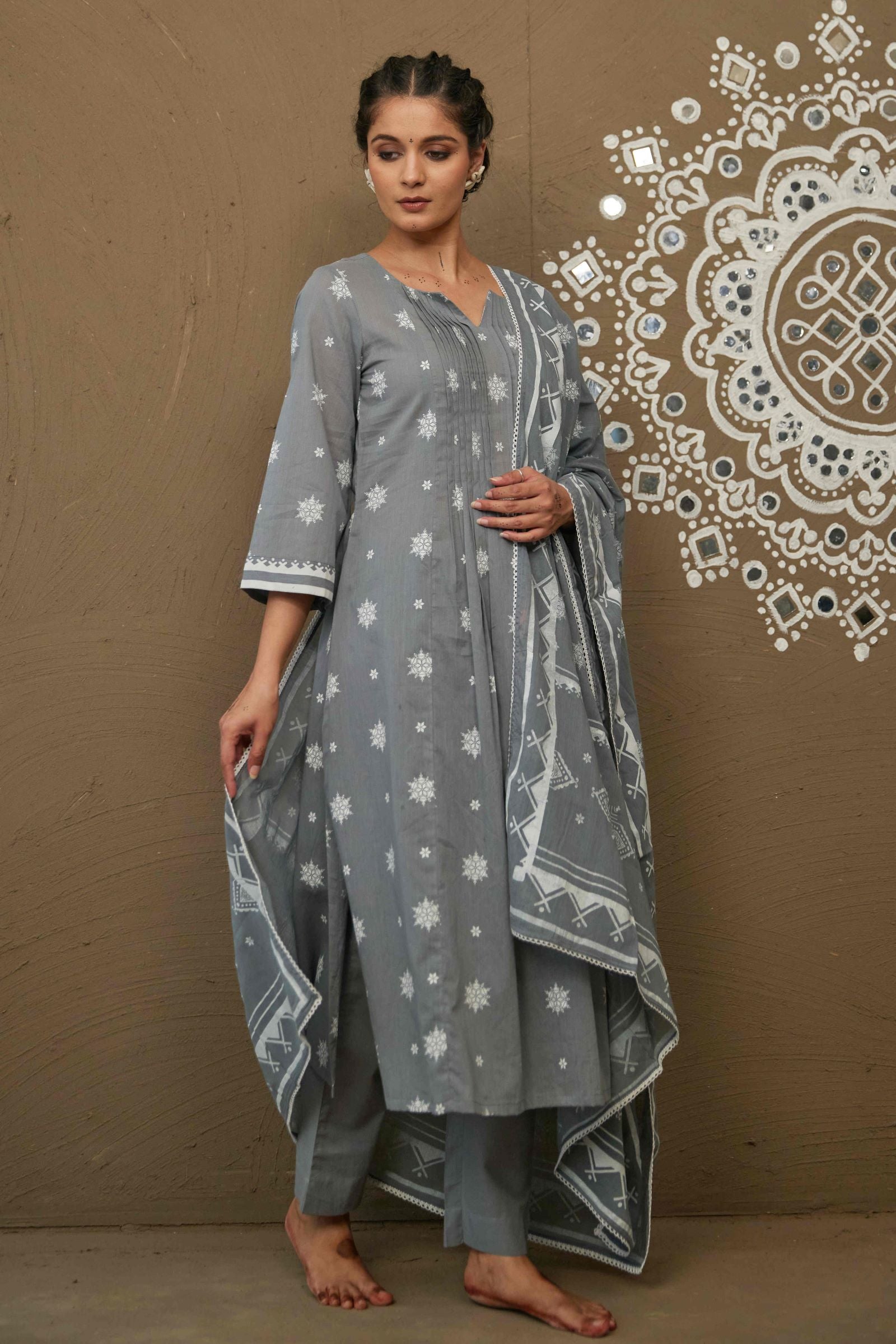 Moli Grey Mul Cotton Pin Tucks Kurta Set