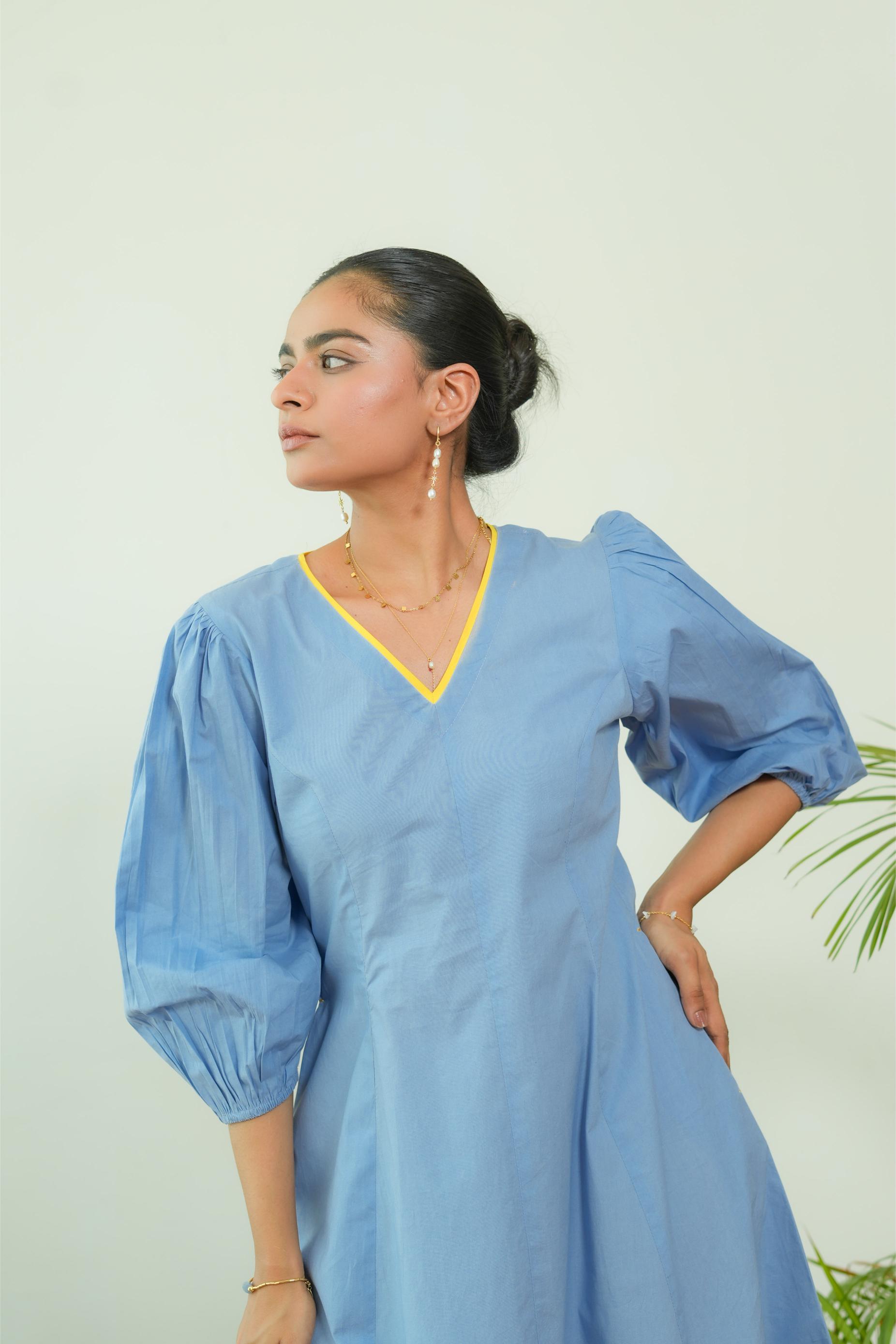 BUBBLEGUM POWDER BLUE  POPLIN PUFF SLEEVES MIDI DRESS