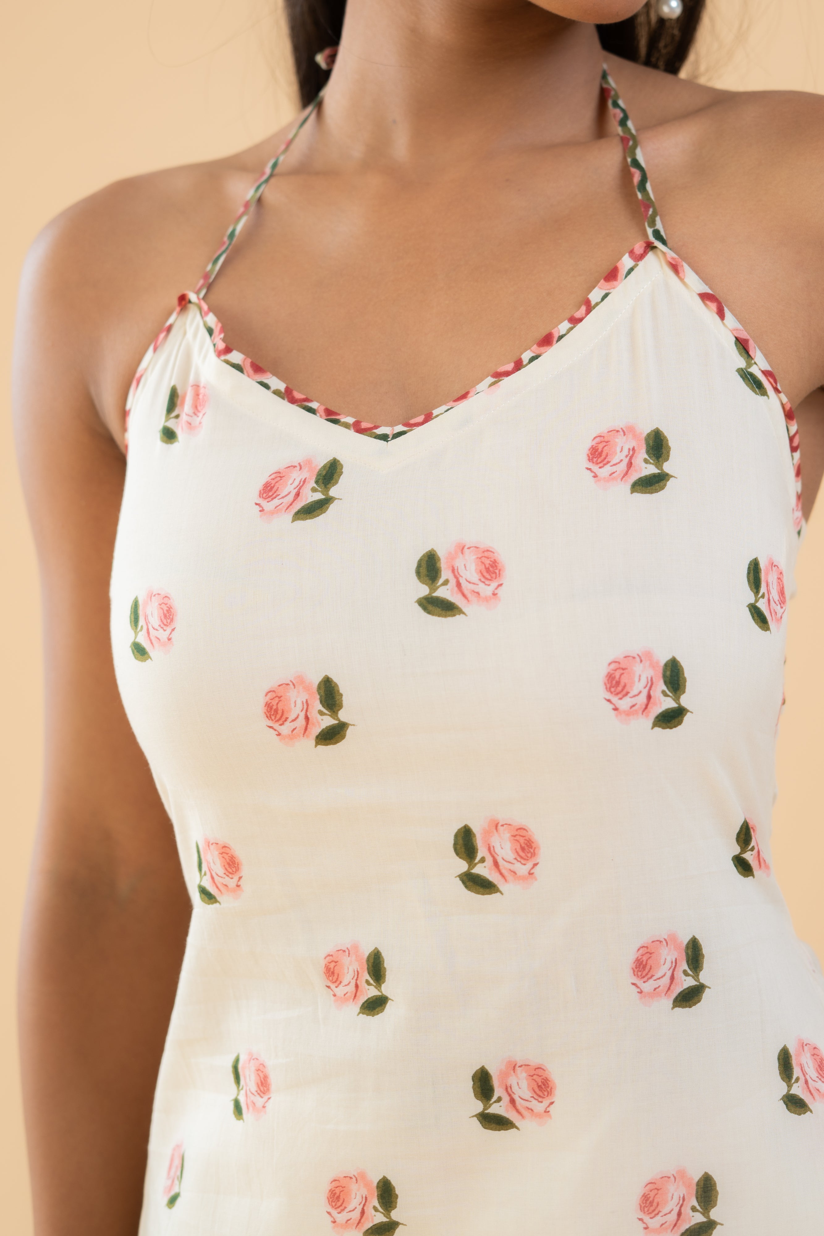 OFF WHITE GULAB HALTER NECK KURTA SET OF 2