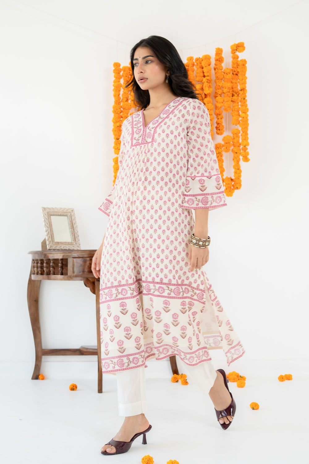 SARAS  KURTA SET OF 3