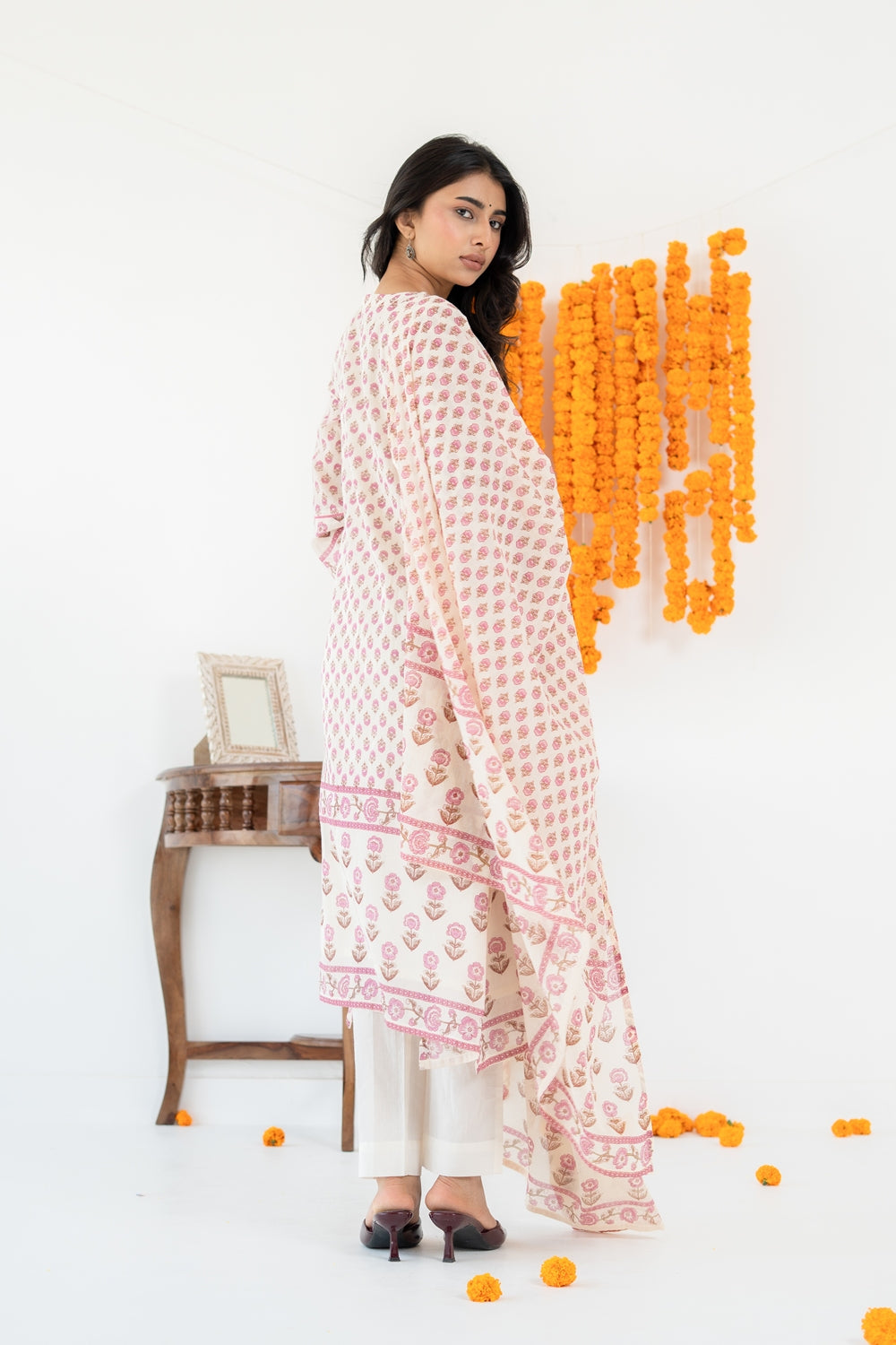 SARAS  KURTA SET OF 3