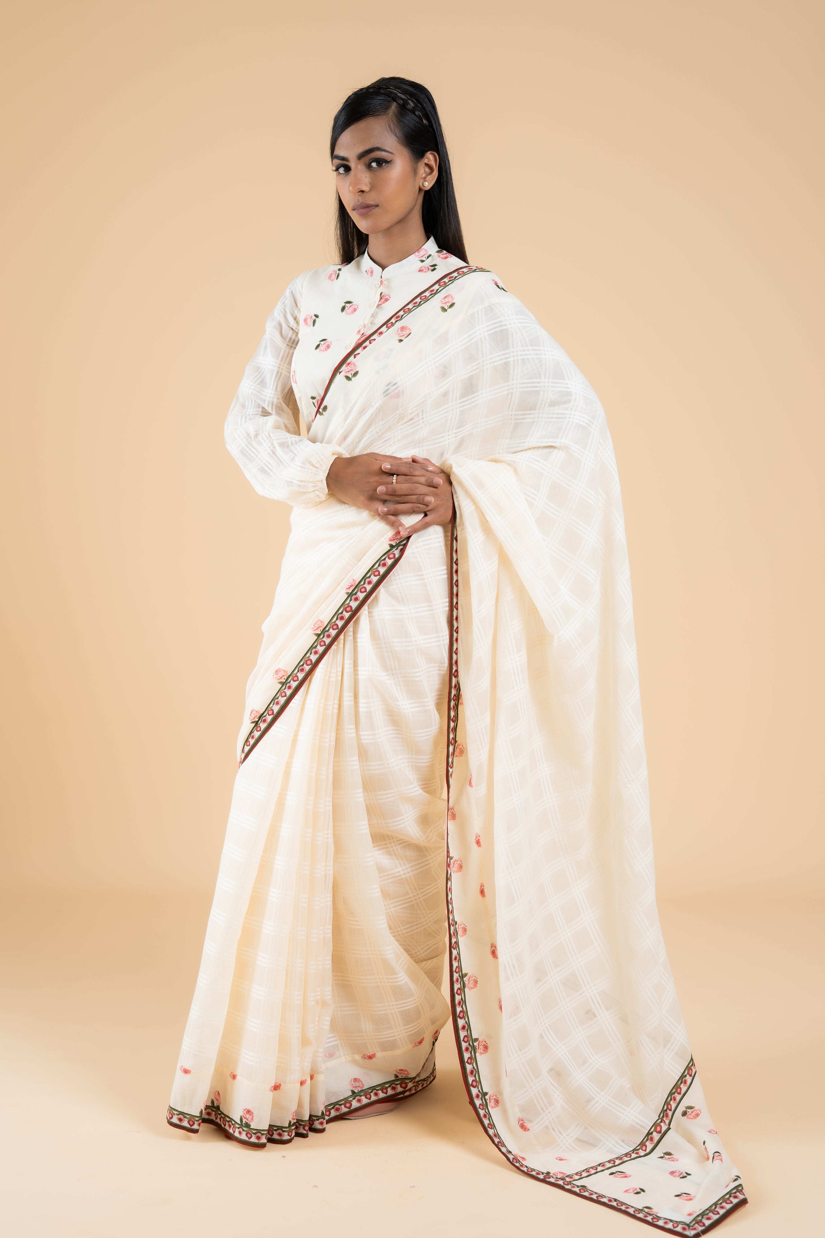 OFF WHITE SAUMYA SAREE WITH UNSTITCHED BLOUSE  PCS