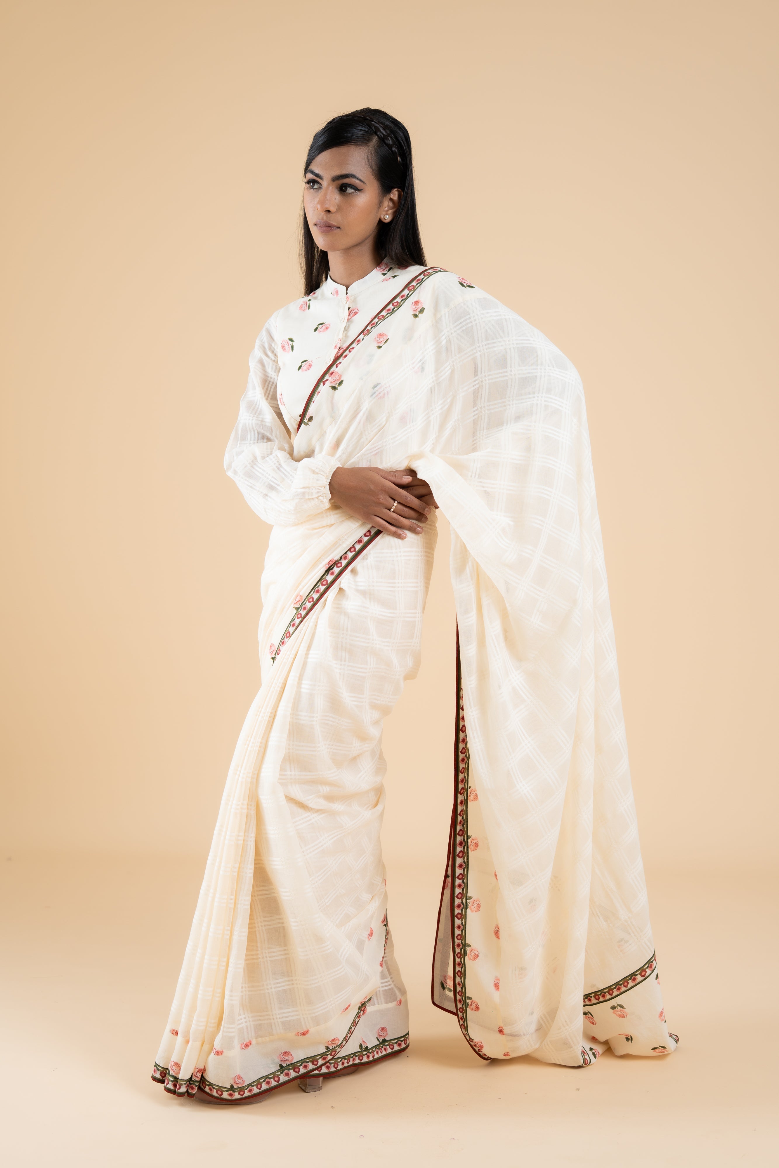 OFF WHITE SAUMYA SAREE WITH UNSTITCHED BLOUSE  PCS