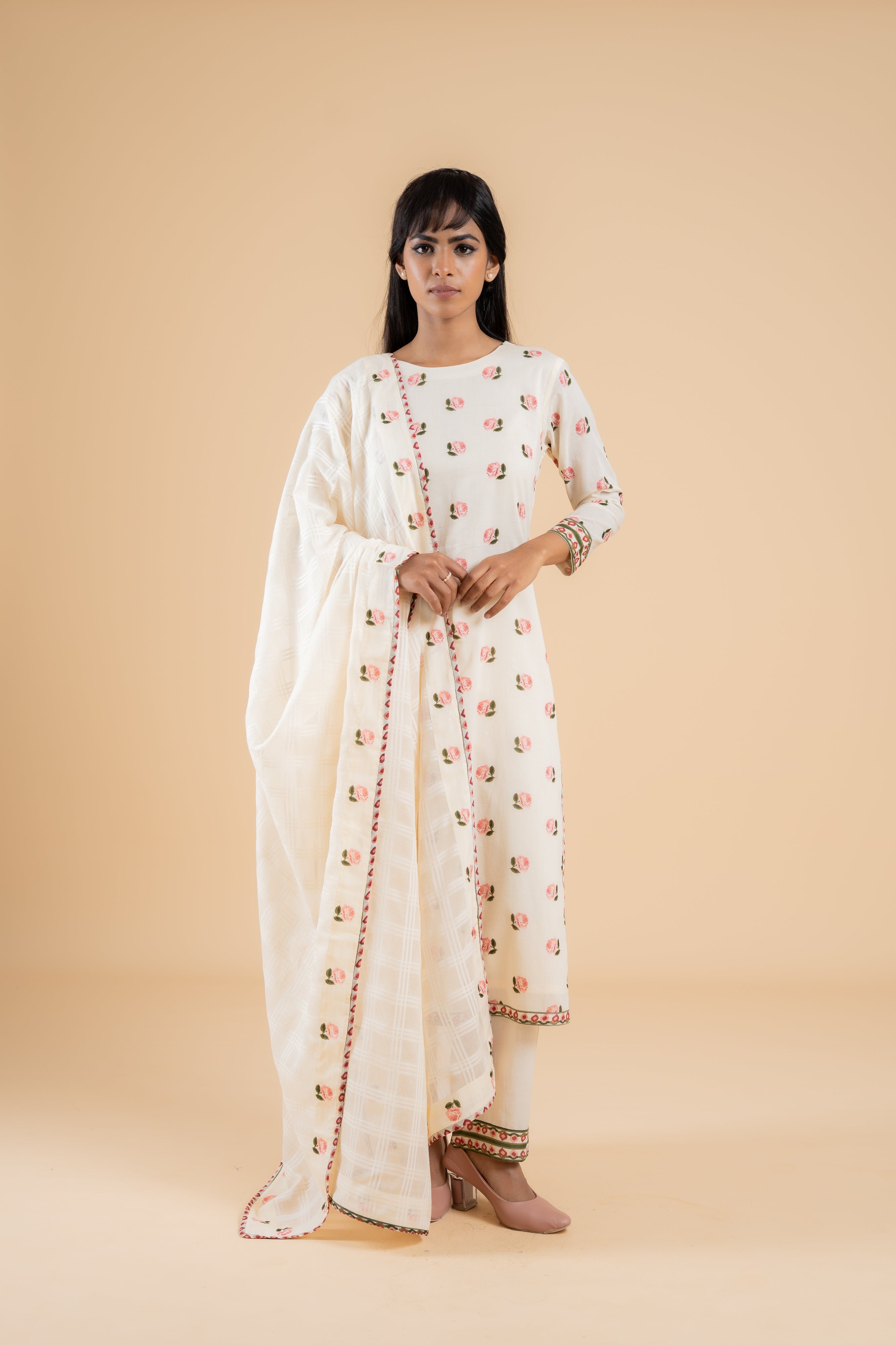 OFF WHITE ARUNIMA  KURTA SET OF 3