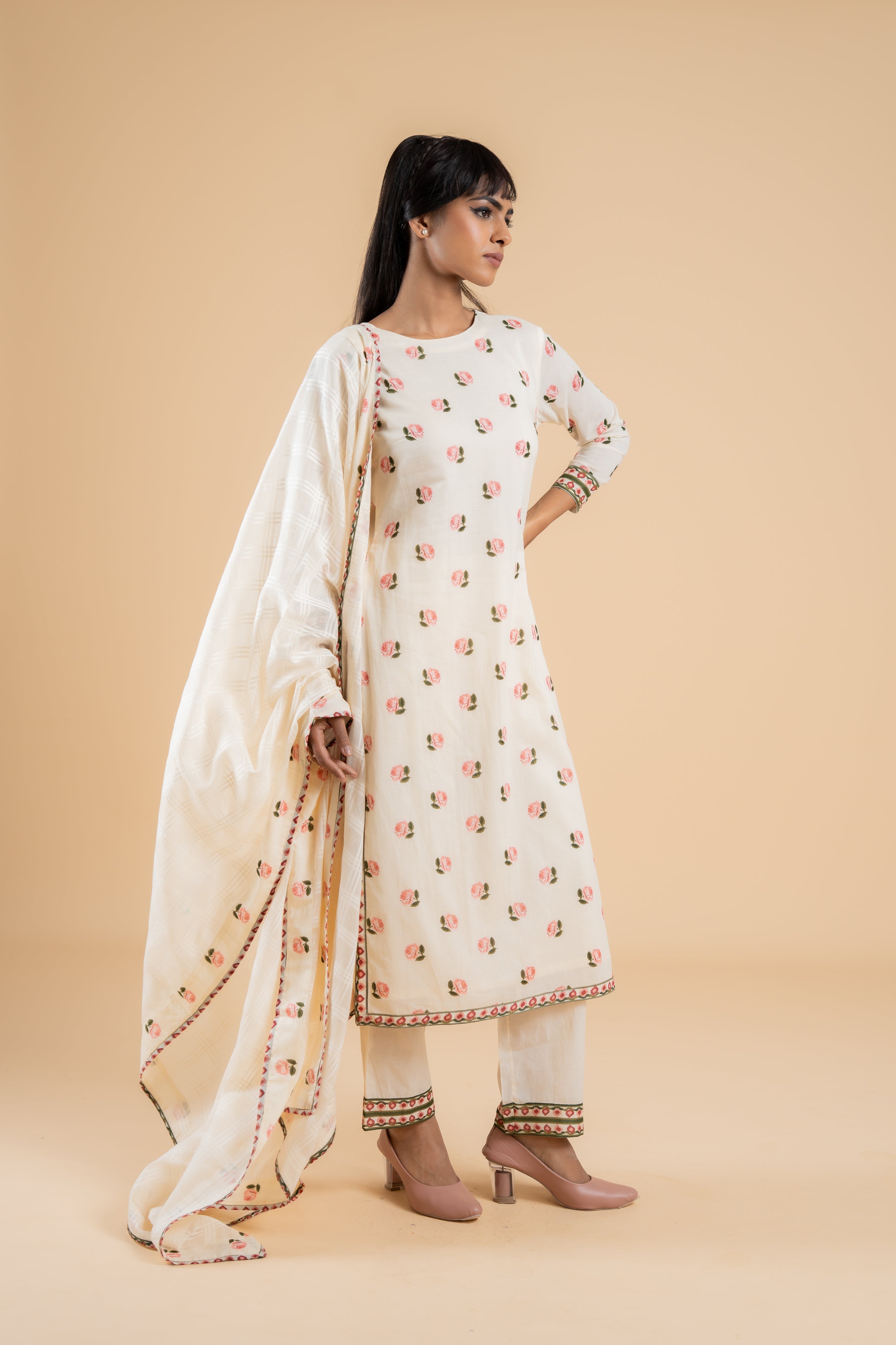 OFF WHITE ARUNIMA  KURTA SET OF 3