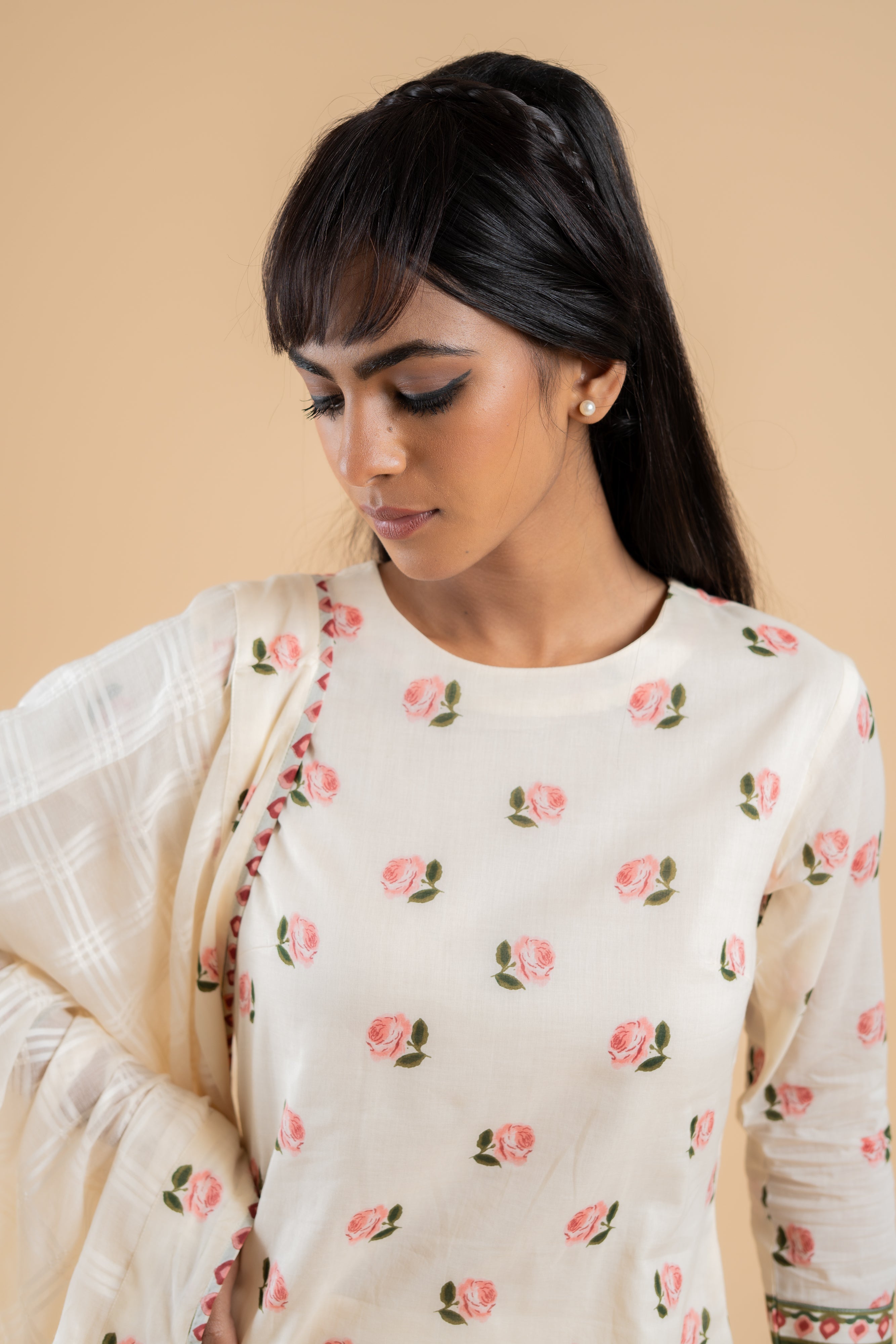 OFF WHITE ARUNIMA  KURTA SET OF 3