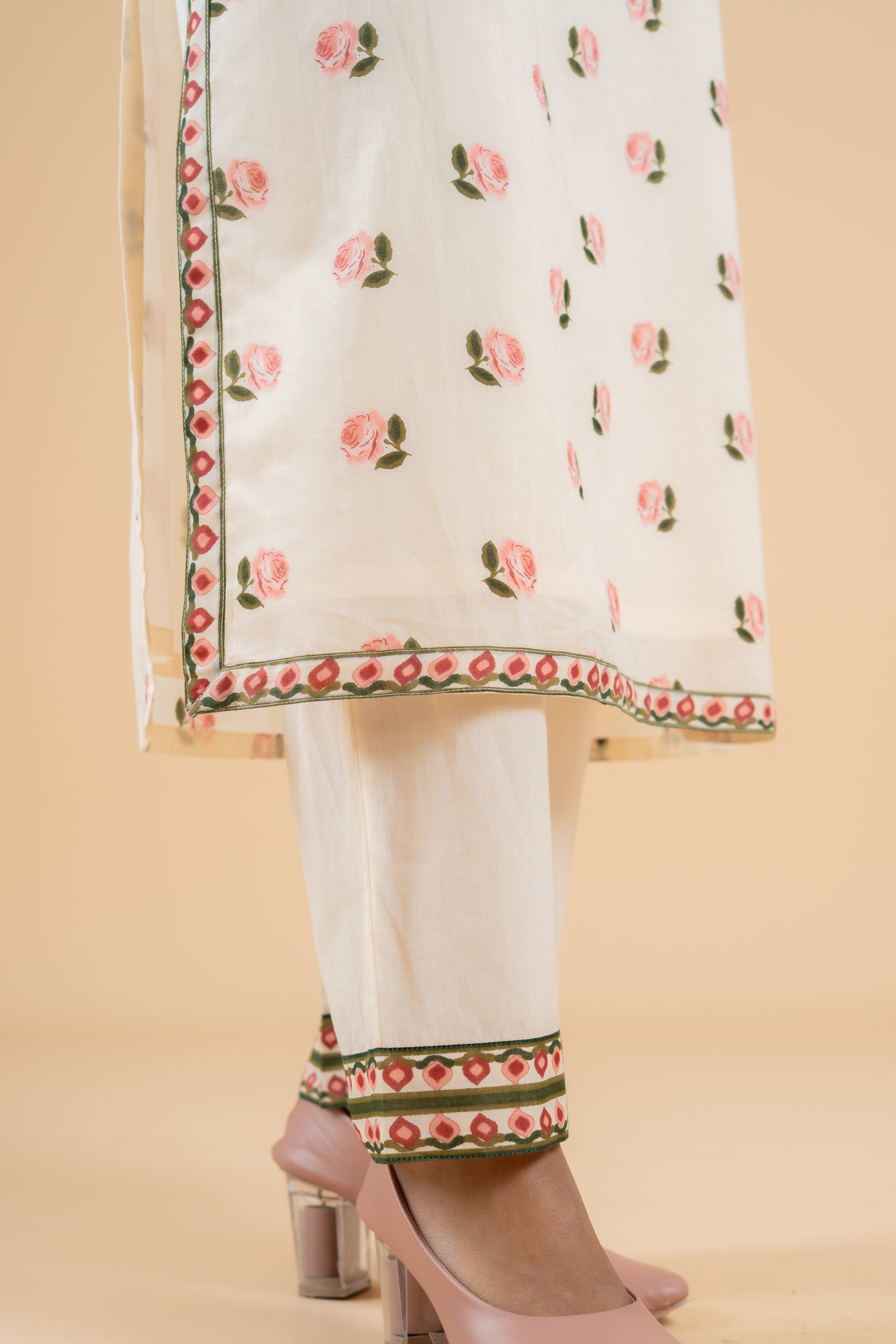 OFF WHITE ARUNIMA  KURTA SET OF 3