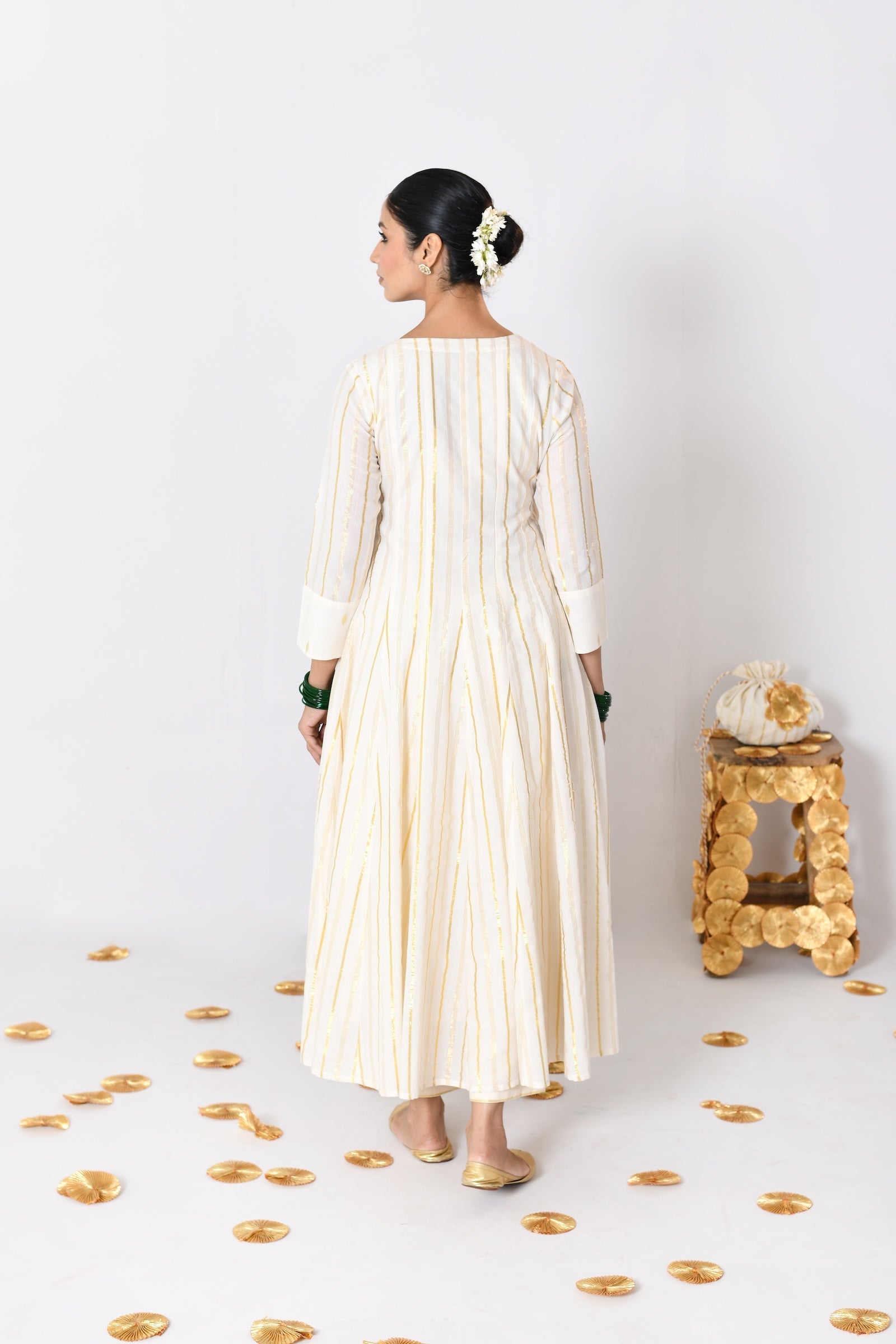 Shweta V-neck Off-White Lurex Angrakha Anarkali Set
