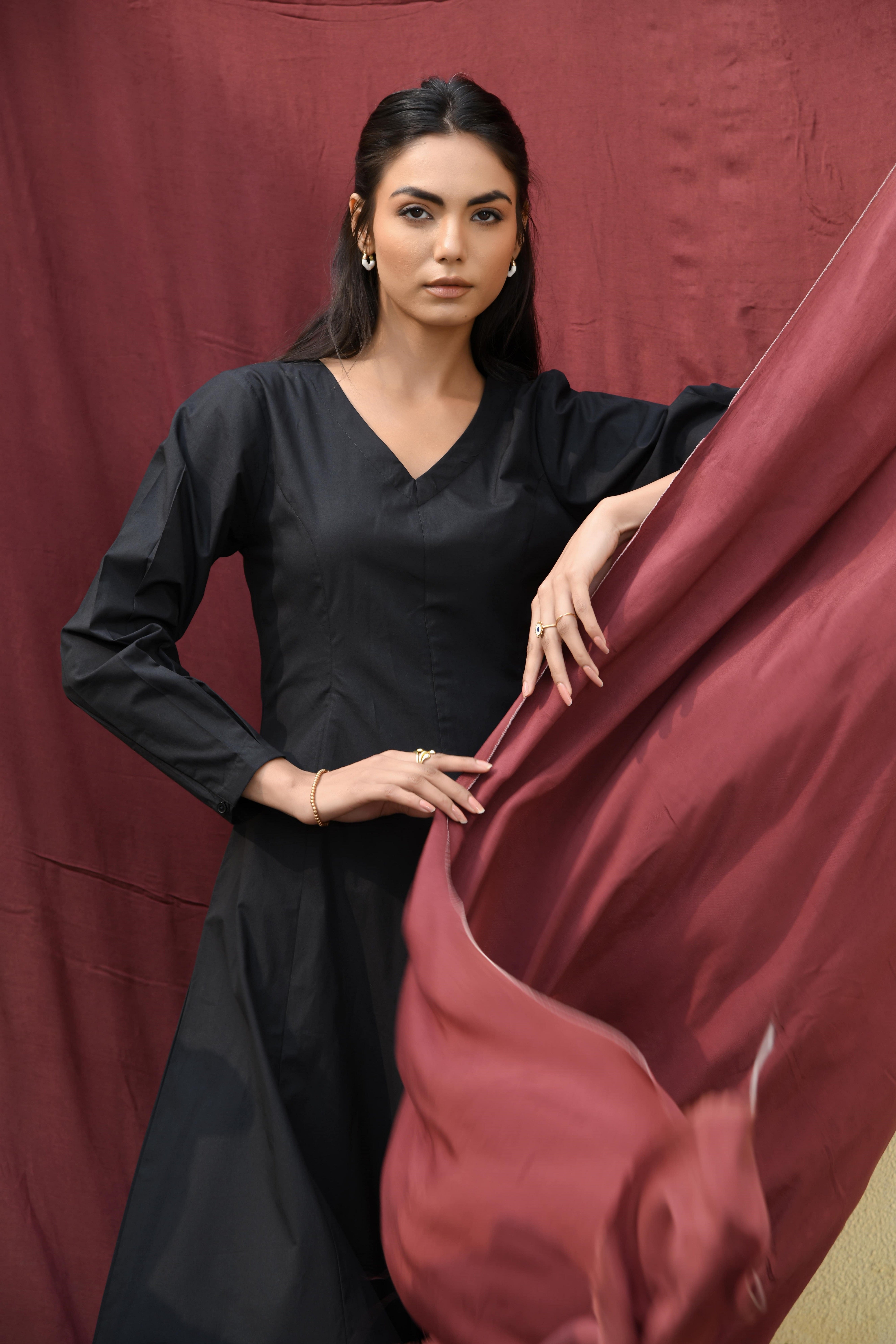 BLACK BUBBLEGUM DRESS