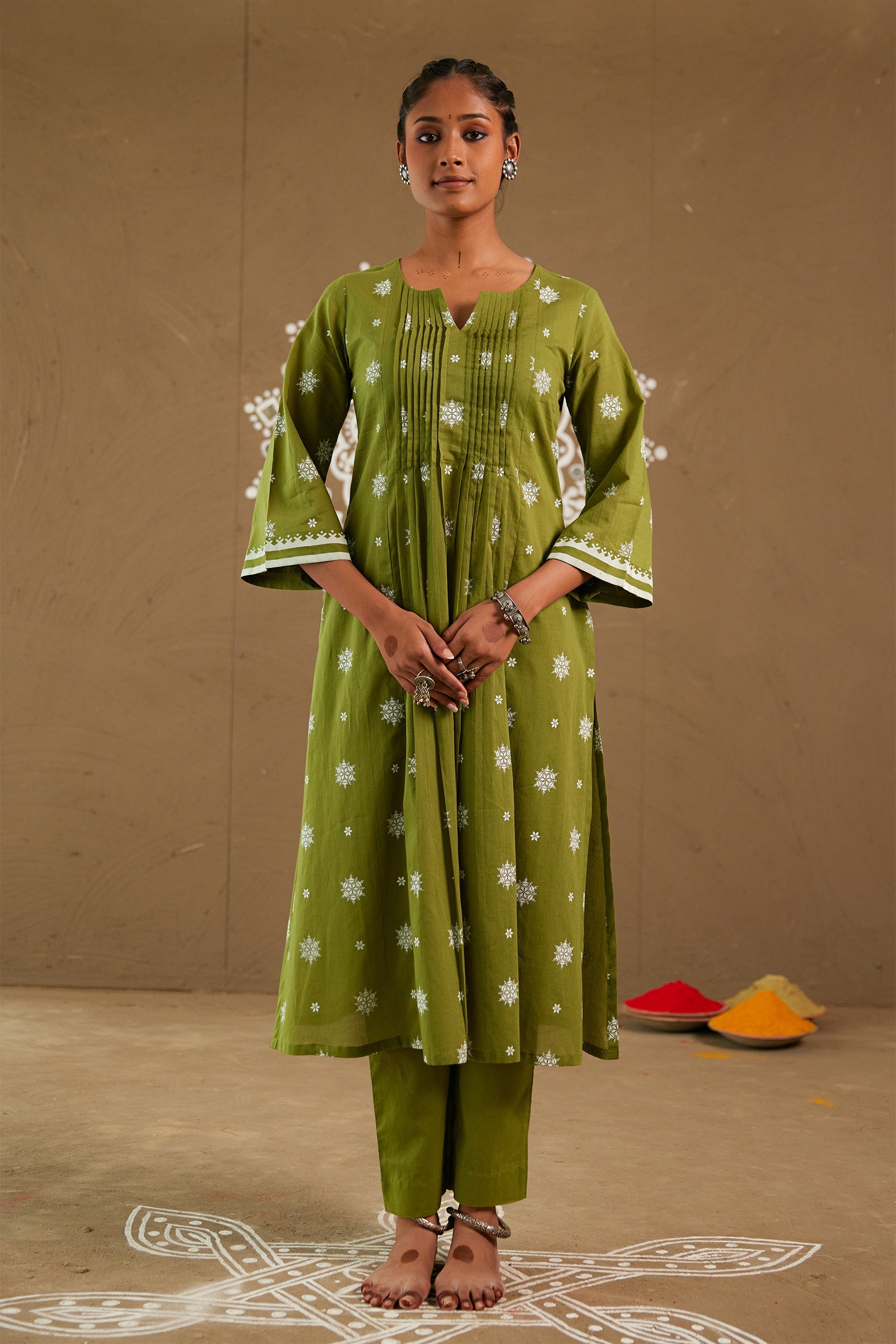 Bhakti Green Mul Cotton Pin Tucks Kurta Set