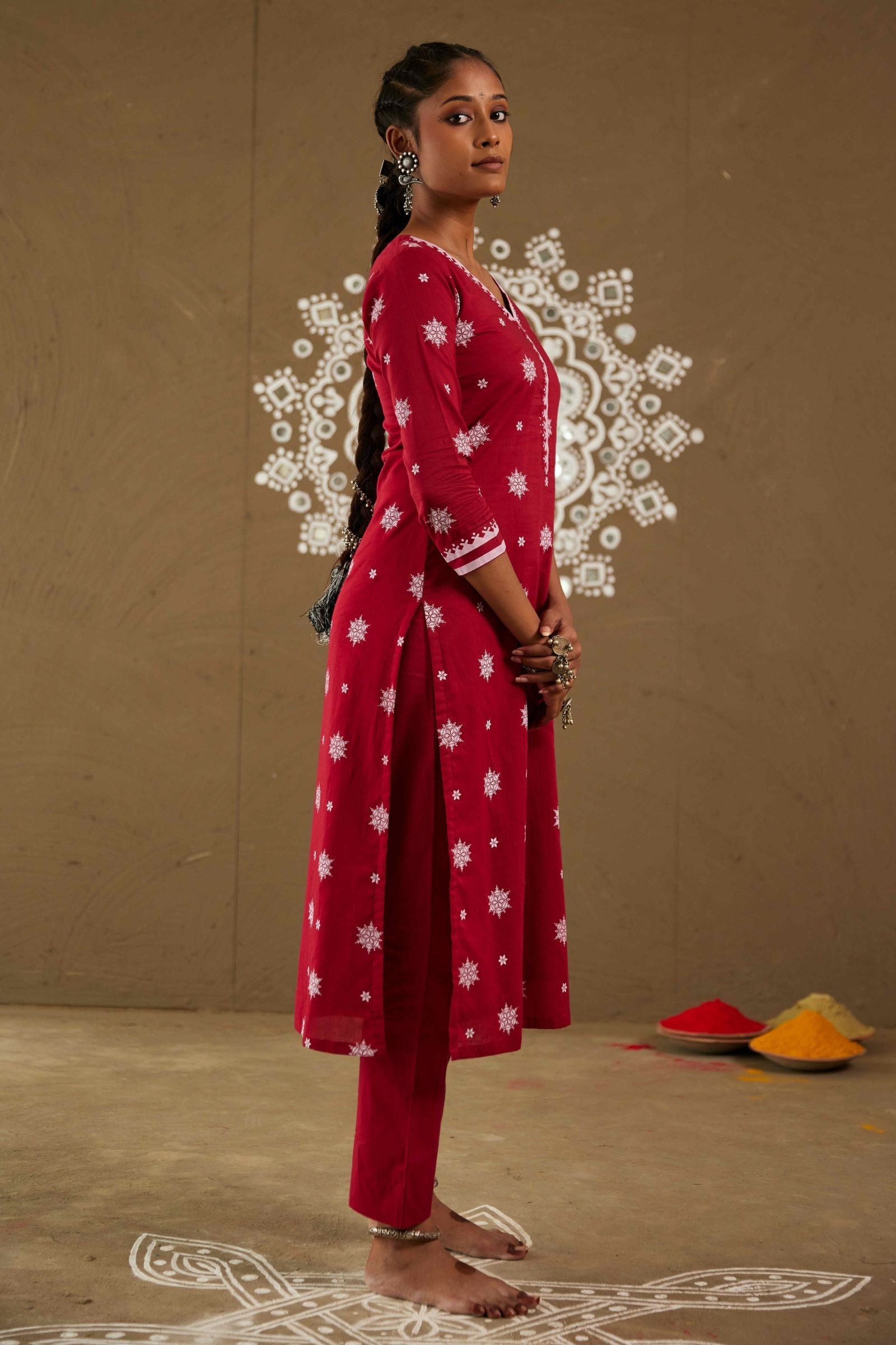 Kanku Red Mul Cotton V Neck Straight Kurta Set